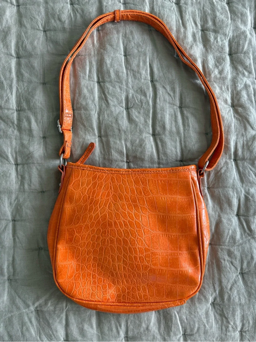 Nine & Co. croc embossed